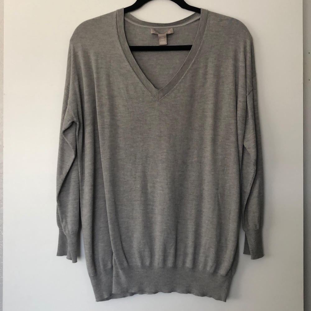 Lightweight grey Banana Republic crew neck sweater